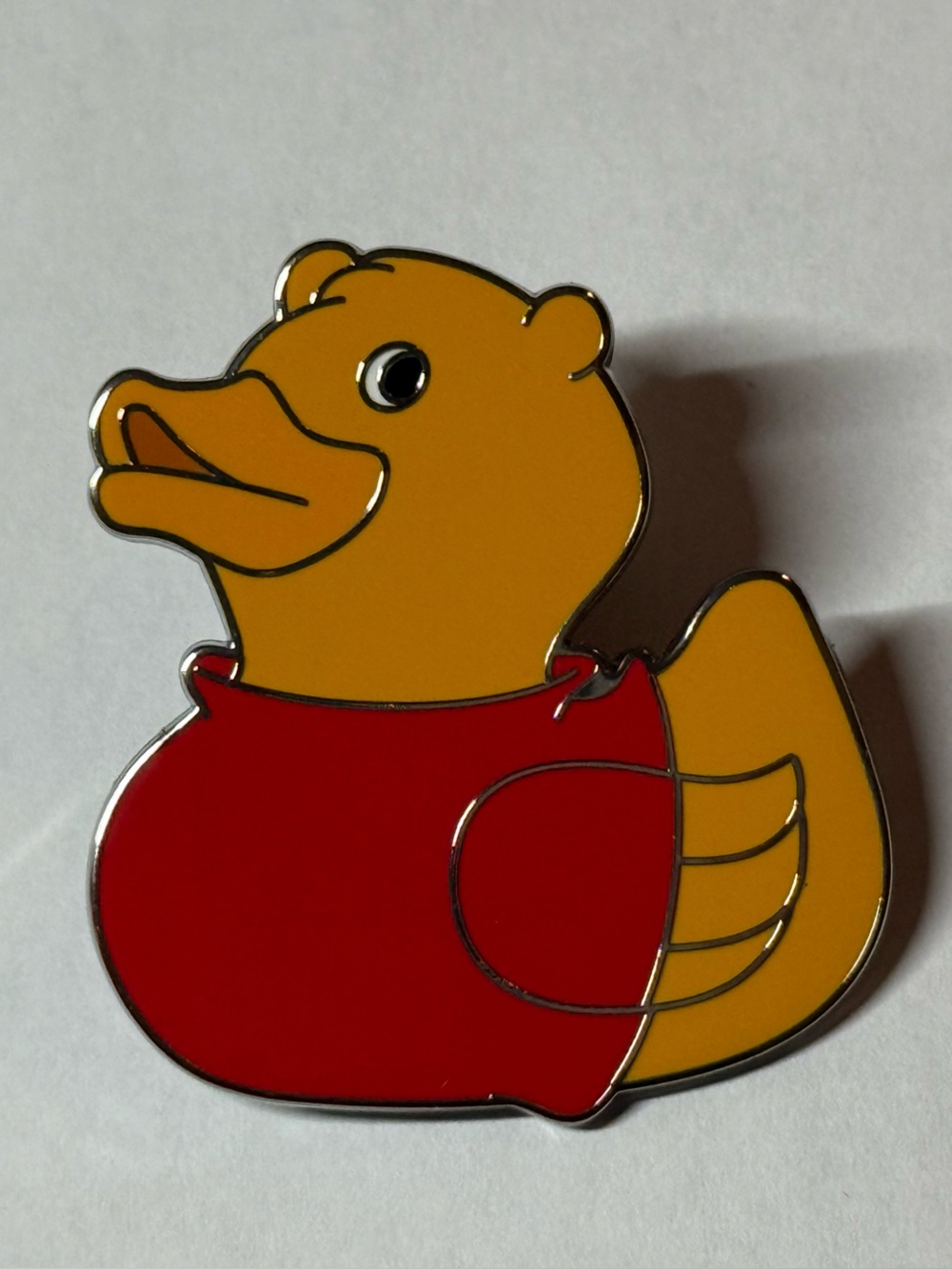 Ducks Of Disney Pins - Series 2 - Winnie the Pooh